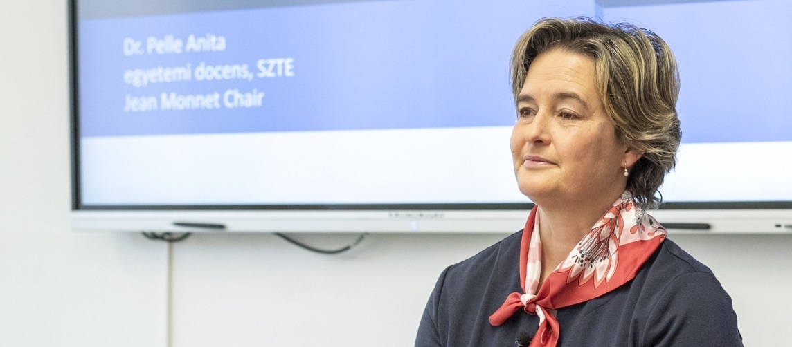 Pelle_Anita_eloadasa Pelle_Anita_eloadasa