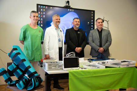 Gyermeksebészet adomány átadó Gyermeksebészet adomány átadó