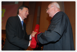 Prof. Dr. Kovács Ádám Prof. Dr. Kovács Ádám