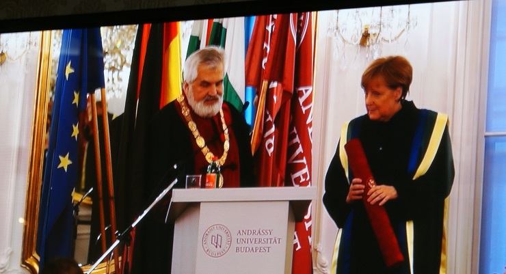 kiemlet-angela kiemlet-angela