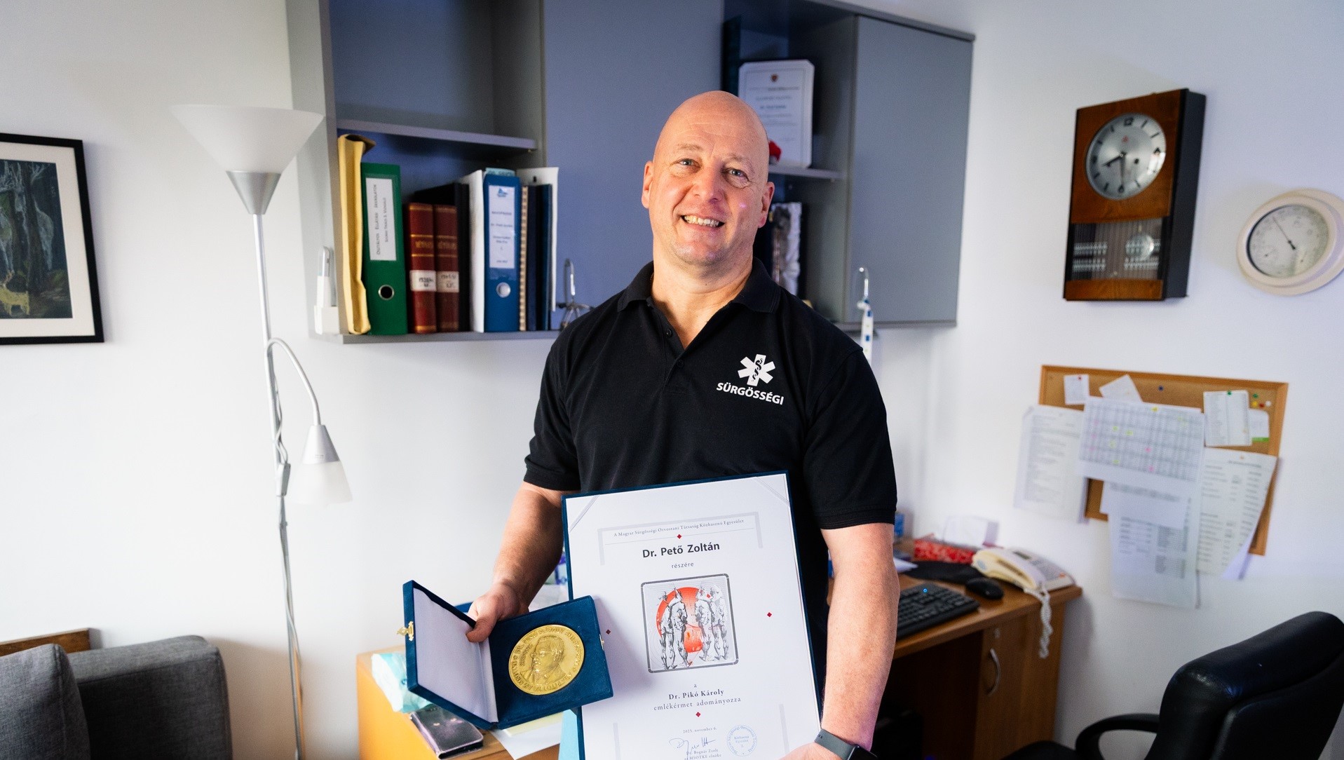 Dr. Pető Zoltán, az SZTE Sürgősségi Betegellátó Önálló Osztály osztályvezető orvosa Dr. Pető Zoltán, az SZTE Sürgősségi Betegellátó Önálló Osztály osztályvezető orvosa